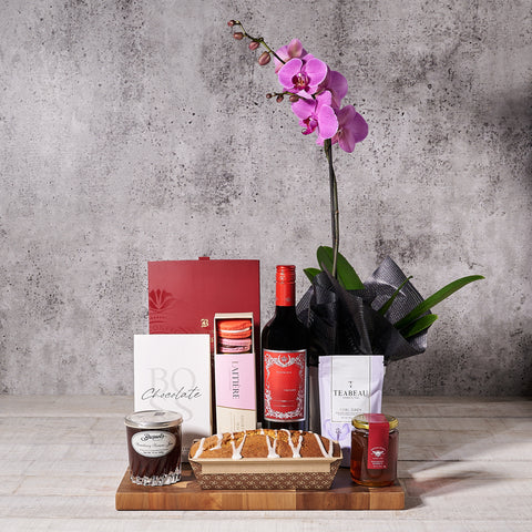 Simple Delights Gift Basket – Wine gift baskets